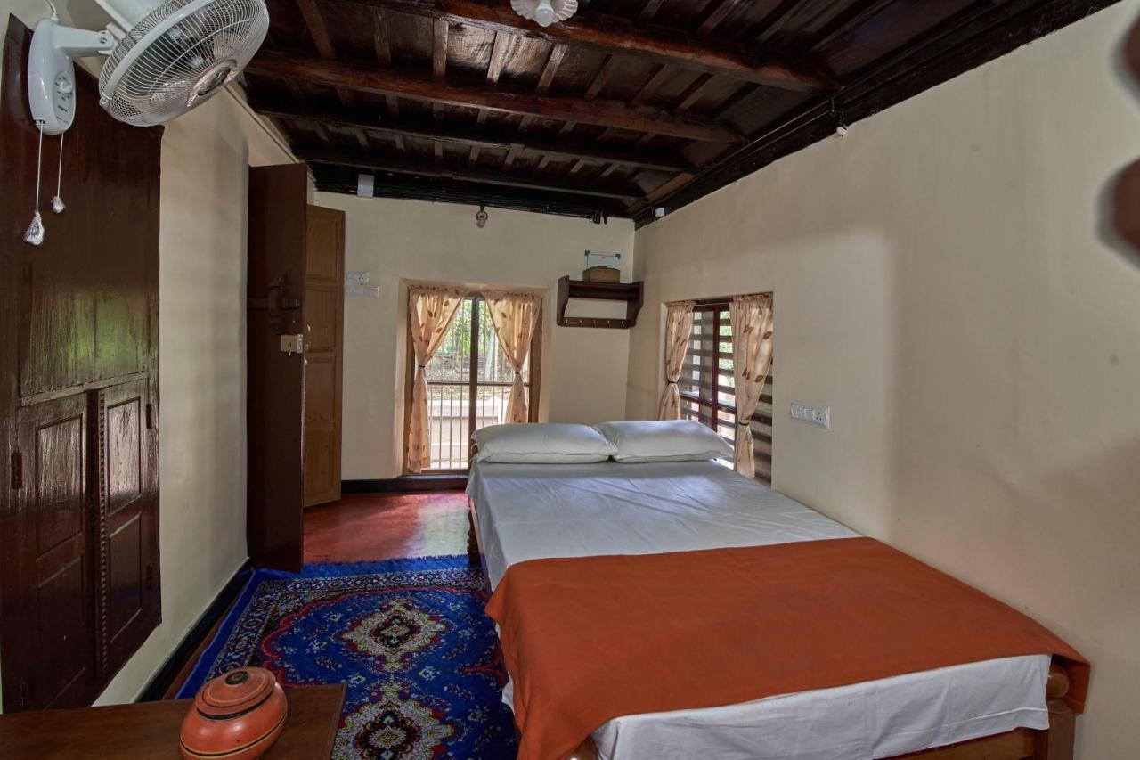 The Mana-Heritage Stay - Chengazhimattam Mana Kottayam Exterior foto