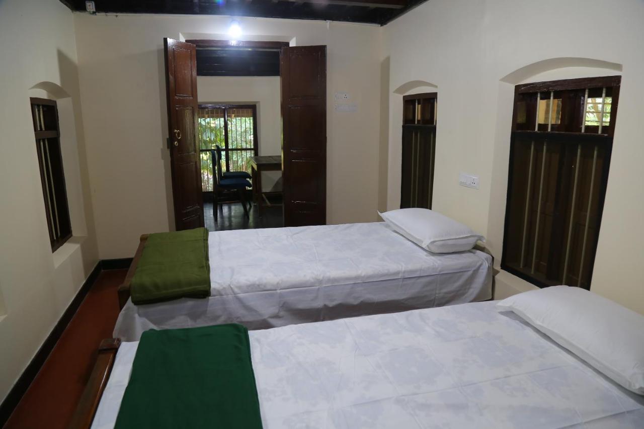 The Mana-Heritage Stay - Chengazhimattam Mana Kottayam Exterior foto